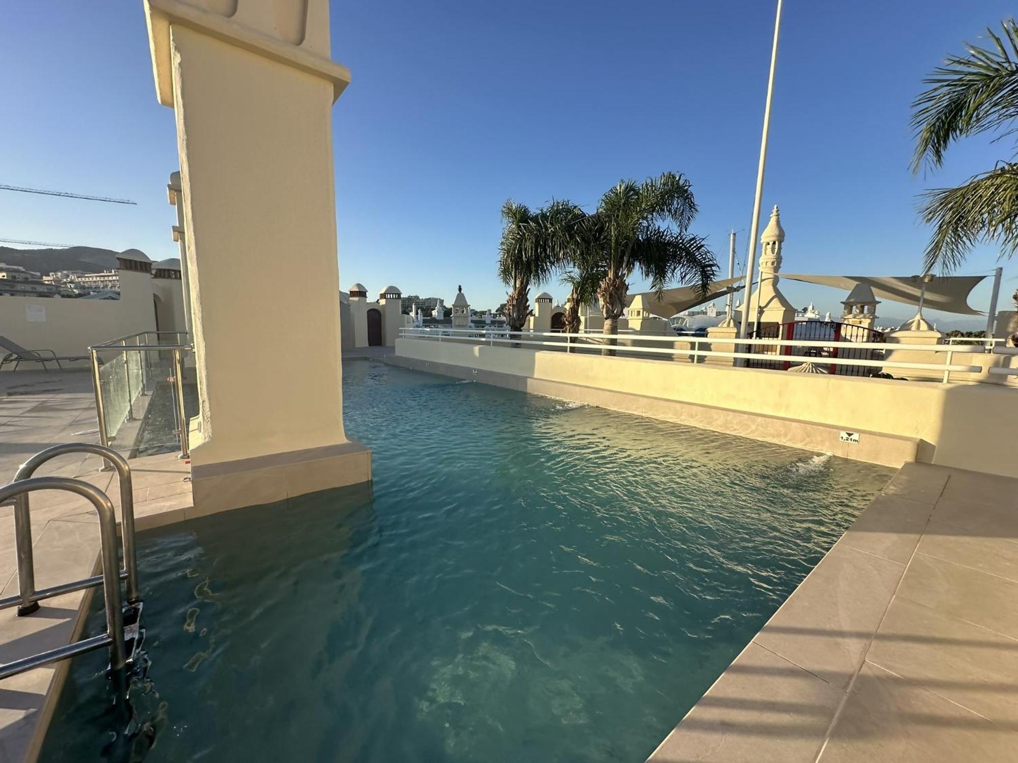 Apartment In Puerto Marina *